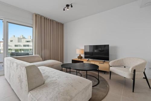 Acqua Gardens Cancelada - Pool, Gym and Co-Working, Walk to Beach
