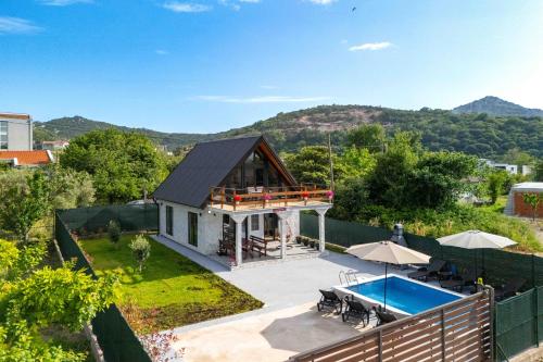 an overhead view of a house with a pool at Villa Ksenija with Private Pool- Peace & Privacy in Bar