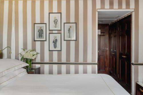The Chesterfield Mayfair — Bedroom