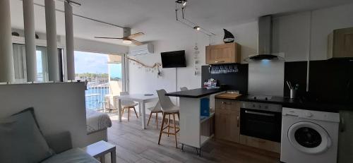 Appartement avec balcon, vue Mer, Piscine, Parking photo 11
