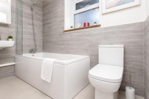 Classy Studio Apartment In Brighton photo 8