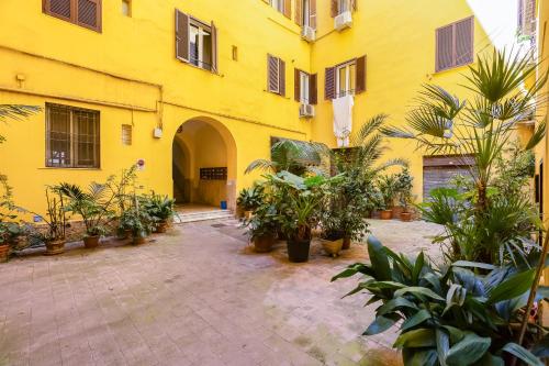 Vatican Green R-Home