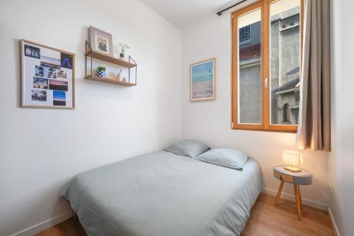 Charming 2 rooms, sleeps 4 Nice center