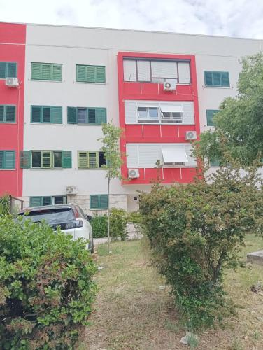 Apartments with WiFi Split - 25993