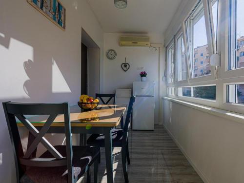 Apartments with WiFi Split - 25993