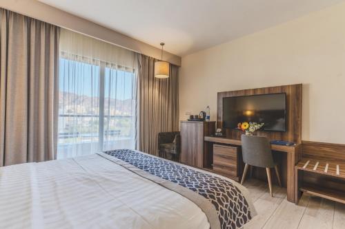 Lacosta Hotel — Photo of the whole room