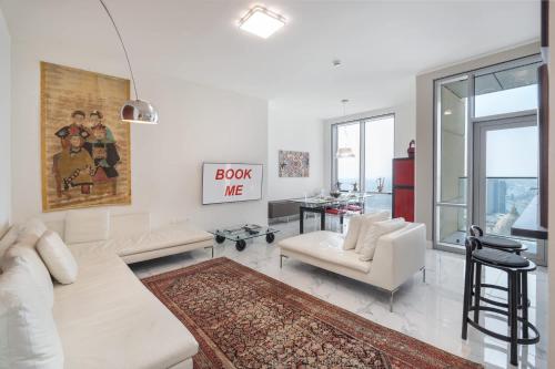 Free Housekeeping Visits During Your Stay - StayShort - Cozy 1BR Haven in Business Bay Sleeps 2
