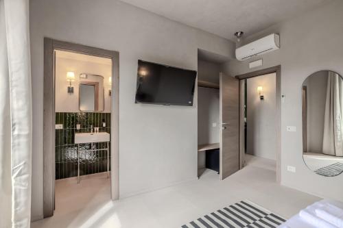 Fraioli En-Suite Rooms - Parking & Self Check-In