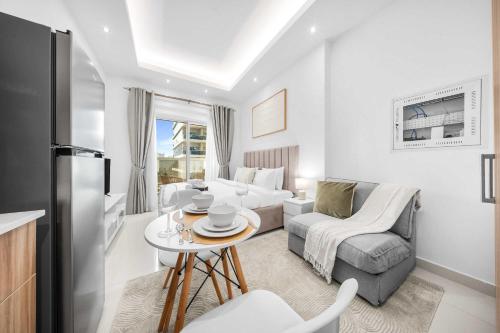 Free housekeeping visits during your stay - StayShort - Cozy Studio in Sposrt City that Sleeps 3