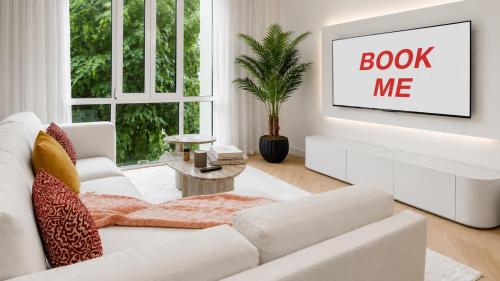 Free Housekeeping Visits During Your Stay - StayShort - Stylish 1BR in Discovery Gardens for 2