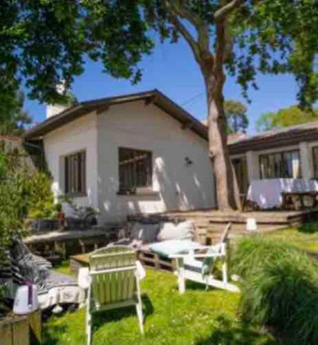 Chic and elegant house 5 minutes from Pereire Beach