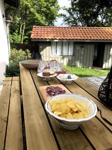 Chic and elegant house 5 minutes from Pereire Beach