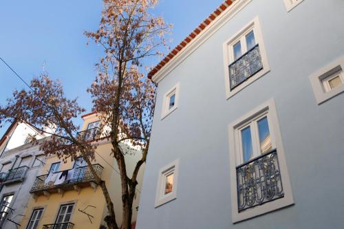 Alfama Yellow House