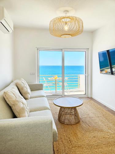 Royal Beachfront - premium sea view apartment