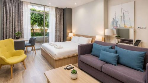 Free housekeeping visits during your stay - StayShort - Cozy Studio Apartment for 4 at Sadaf 1 in JBR Near the Beach
