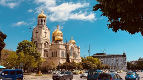Foto Cozy Cathedral Corner - 2 mins walk from the main pedestrian street 6