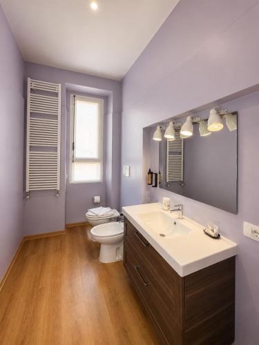 Three Bedroom Apartment in Porta Venezia
