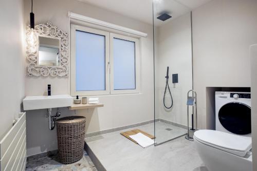 Sunny Luxury Loft,Stunning Acropolis View, Jacuzzi