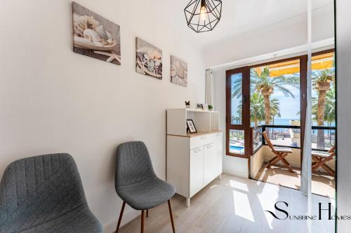 Beachfront Studio Sea Views & Pools REF022