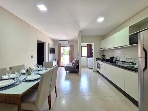 Apt 21 na Vila A prox ao Hosp Costa C. e Paraguai
