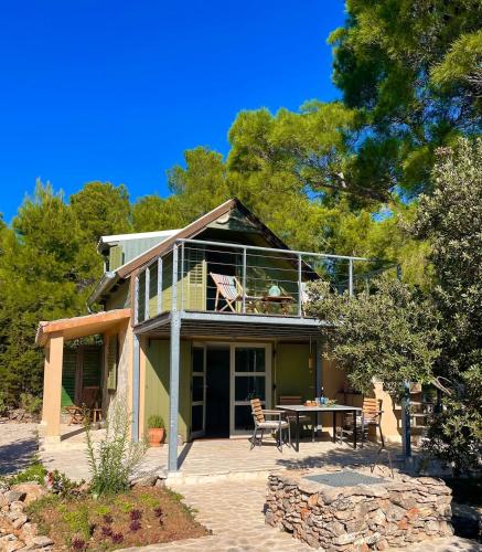 Cozy cabin in untouched nature with Seaview