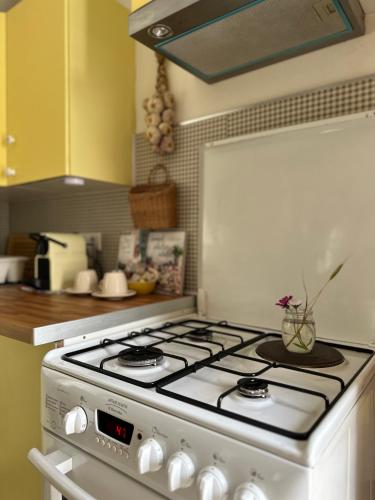 LaPetite Maison Abigail, Peaceful home in Avignon photo 9
