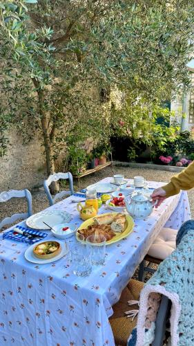 LaPetite Maison Abigail, Peaceful home in Avignon photo 4