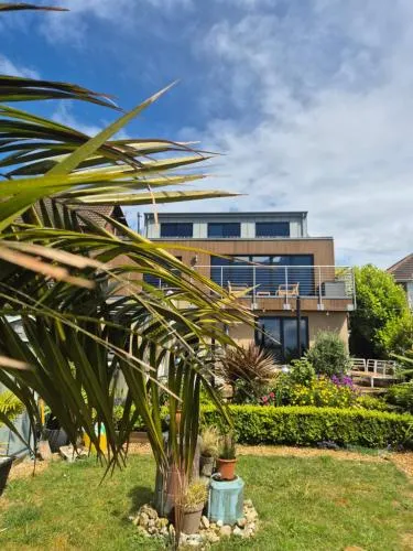Brighton Garden Boudoir, Free Parking, animals welcome on request for a daily fee photo 1