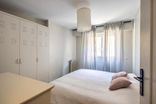 Stylish 2BR with Garage and AC Port of Nice
