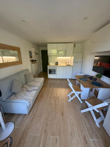 Studio cosy à 200m de la mer!