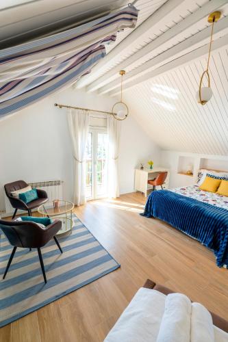 GRAND VILLA SALOU ONLy FAMILIES