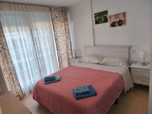 Frontbeach apartment in los Boliches