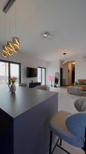 Pearl of Mykonos