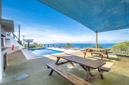 Ocean Panorama Apartments by Homie