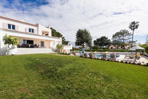 Exclusive Ocean View Villa by Ocvillas