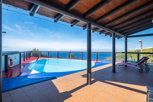 Ocean Panorama House by Homie