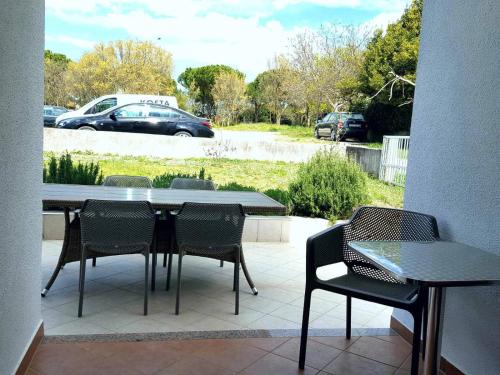 Apartmani Magdalena AS1 - Apartment with Terrace - Private Free Parking