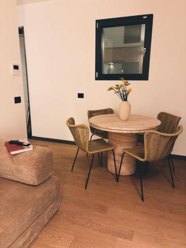 New stylish 80sqm apartment near Parco Sempione