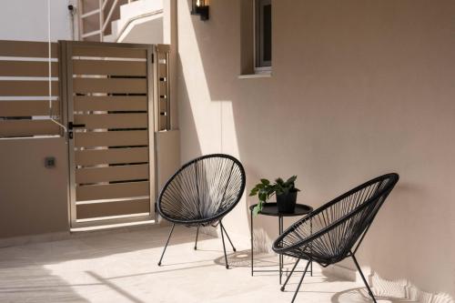 Electric Blue Residence - Modern Stay in Chania