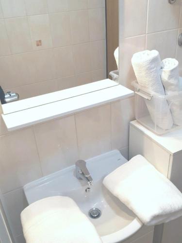 Apartmani Magdalena AS1 - Apartment with Balcony - Private Free Parking