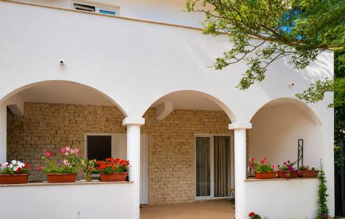 Nice Apartment In Tribanj Sibuljina