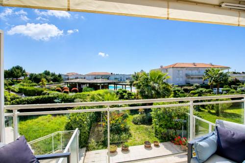 JARDIN SECRET - T3 Lumineux Piscine Terrasse & Proche Plage photo 8