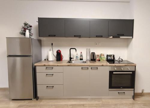 Elegant 2BR apartment, Kallithea, MH