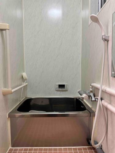 まるで日本のアニメに出てくるような和風一軒家 天下茶屋駅徒歩5分 なんば直通
