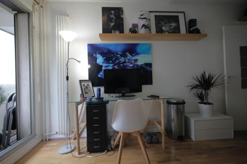 Studio avec balcon dans le 17ème