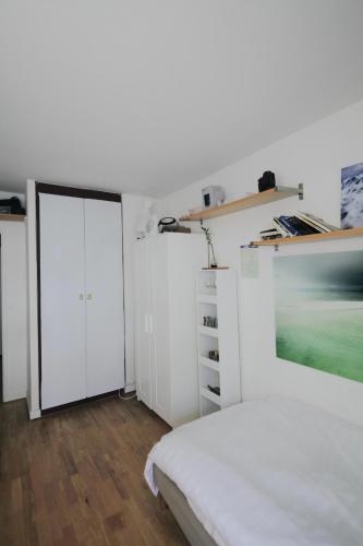 Studio avec balcon dans le 17ème