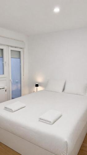 E - Habitación espaciosa en Madrid Centro