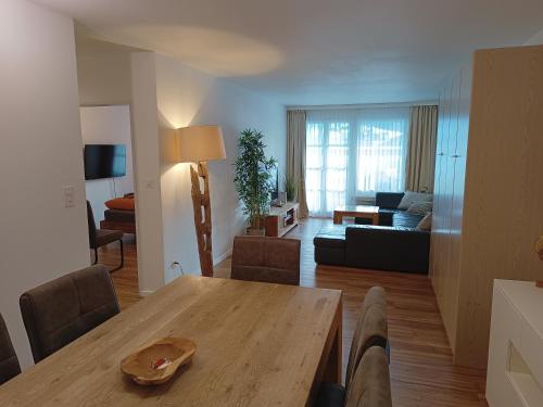 Grosszügige 3 Schlafzimmer Wohnung neben Skipiste und Jakobshornbahn 2 Parkplätze