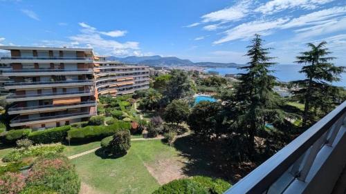 Large Terrace, Sea View, Pool, Top floor, 1Bedroom, Air-conditioned, Parking