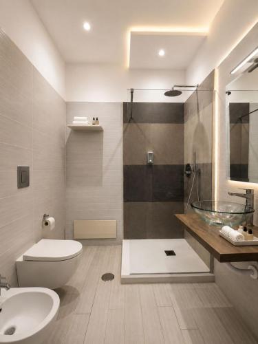 Metro Suites Napoli Central Boutique Rooms & Suites
